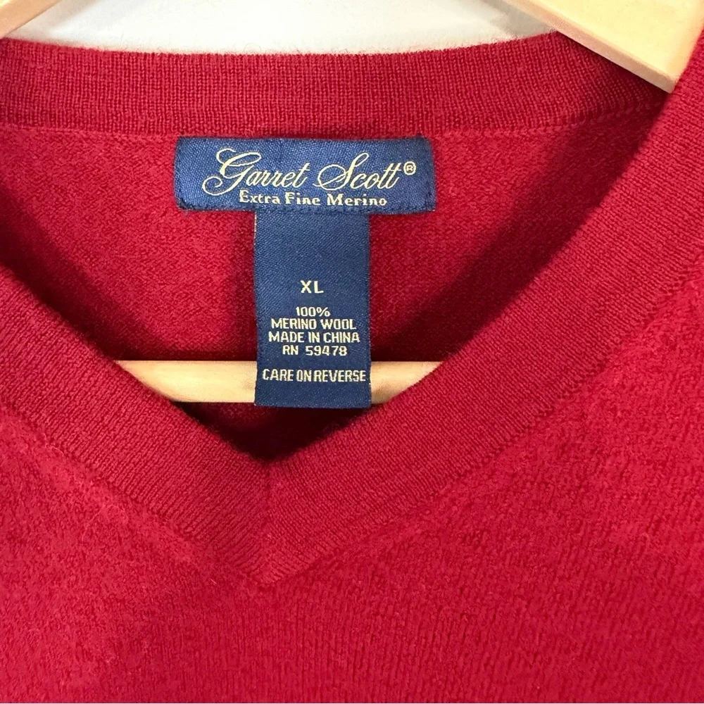 GARRET SCOTT Mens‎ XL Red Merino Wool V Neck Long Sleeve Sweater Holiday Staple